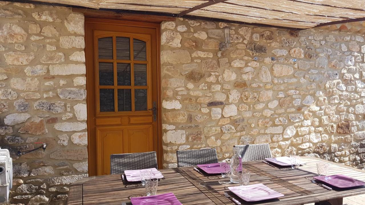 Bienvenue Chez Romane Aigueze Exterior photo